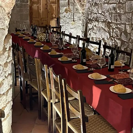 La Cava De Leuvino Frias